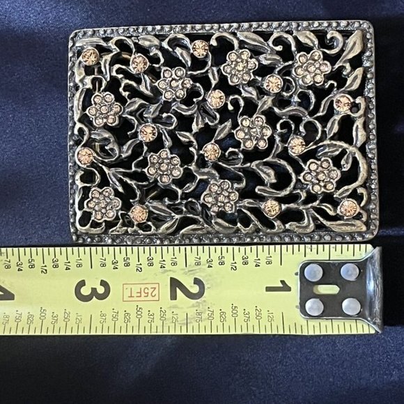 CHOCOLATE DIAMOND AND BRASS WOMENS BELT BUCKLE FLORAL MOTIF main image 4
